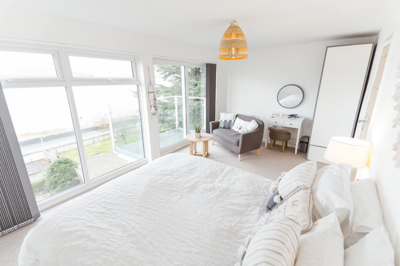 Watersedge Retreat, Views, Sunsets, Dogs Welcome Sandside  Luaran gambar